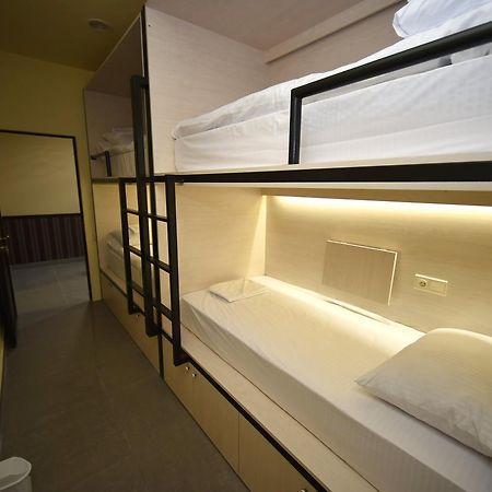 Yerevan Inn Hostel Bagian luar foto