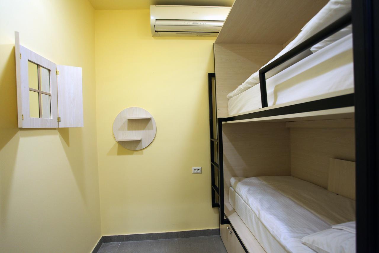 Yerevan Inn Hostel Bagian luar foto