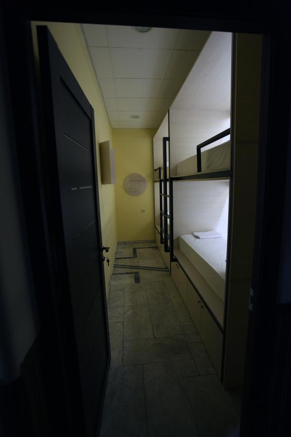 Yerevan Inn Hostel Bagian luar foto