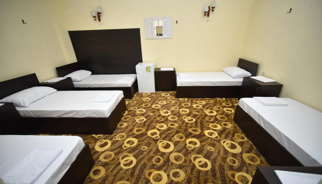 Yerevan Inn Hostel Bagian luar foto