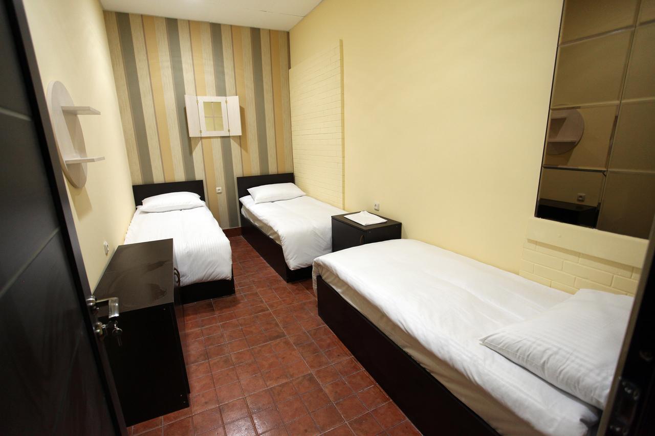 Yerevan Inn Hostel Bagian luar foto