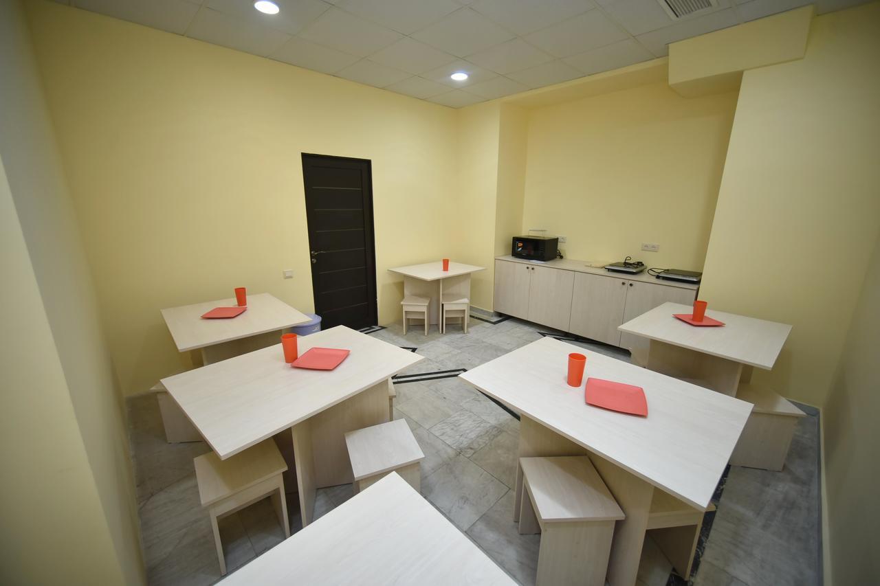 Yerevan Inn Hostel Bagian luar foto